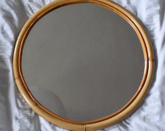Vintage bamboo mirror / Circular / Natural / Mid Century