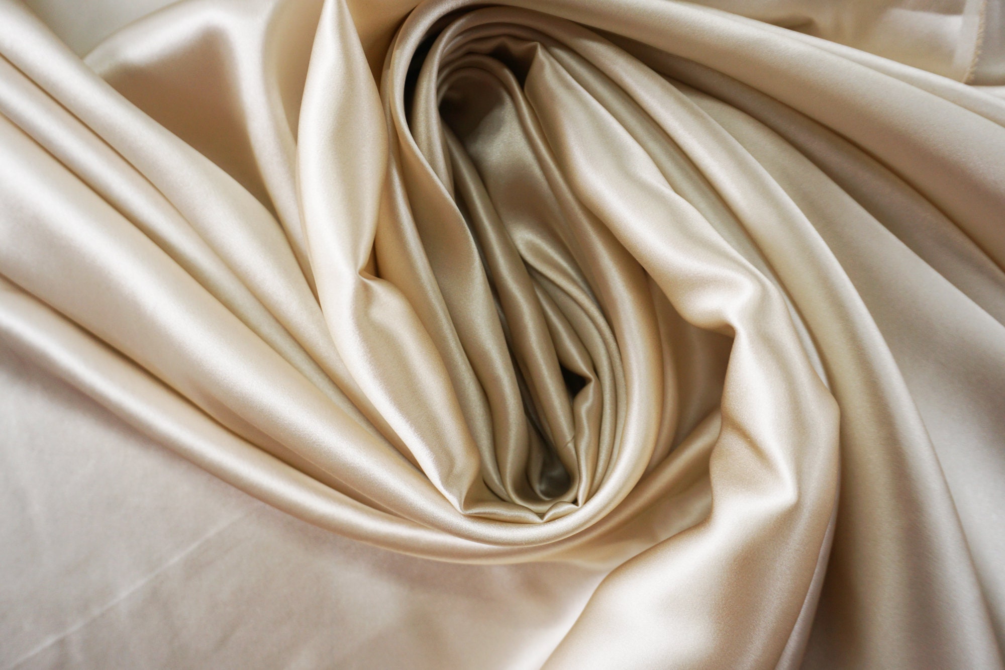 Sandwashed Silk Charmeuse (18.5mm) - Dyed White – Maker's Fabric