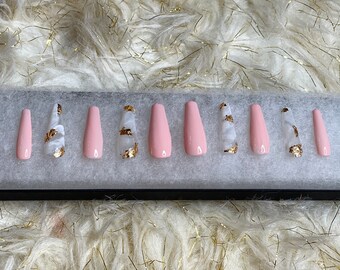 Pink and Gold Press on Coffin Nails