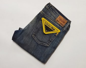 Jeans a vita bassa Meltin Pot 'New Bell' - denim blu sabbiato bootcut Y2k con cerniera e 5 tasche - Meltin Pot New Bell anni 2000 taglia 30x34