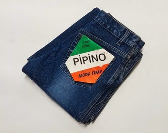 Pipino bootcut xs jeans - 90s high waist bootycut jean, indigo stone washed teenage jeans with stitched details on the flare