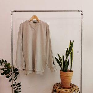 Carlo Colucci V Neck Sweater/ pullover, Carlo Colucci grey wool jumper, bluse, hand made sweater, designer knitwear/ v neck sweater beige