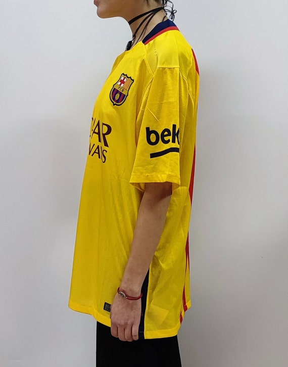 FC Barcelona Qatar Airways Messi t-shirt size M -… - image 2