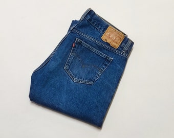 Vintage Levi's 501 jeans azules tamaño 36x34 hechos en EE.UU. - Jeans regulares rectos de cintura alta y media