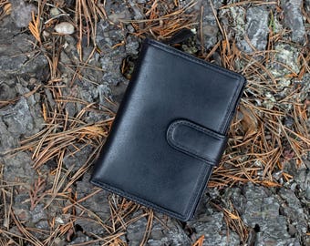 Women’s Black Leather Wallet – Handmade RFID Blocking Purse | Vintage Oiled by Wombat
