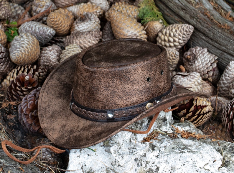 Chapeau en cuir pliable wombat The Wilds cuir pleine fleur, homme femme, chapeaux de cow-boy unixex personnalisés trekking chapeau de brousse australienne image 2