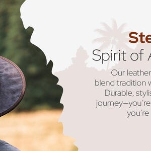 Puede incluir: Un sombrero de cuero marr&oacute;n oscuro con ala ancha y banda trenzada. El sombrero lo lleva una persona, con la parte posterior de la cabeza y los hombros visibles. Se muestra el texto "Step Into the Spirit of Adventure".