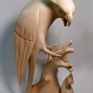 Wooden Parrot Sculpture, Parrot Statue, Handmade Statue, Animal Figure, Bird Lover, Home Decor, Birthday Gift, 30 CM