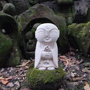 Small Jizo Buddha Stone, 6.6 Inch, Jizo Buddha Statue, Japanese Buddha, Children Guardian, Traveler Guardian, Home Decor, Garden Decor
