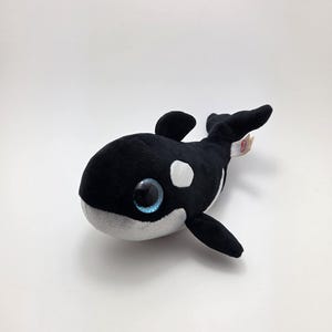 Ty Beanie Boo “Shamu” the Orca Whale Sea World Exclusive No Hang Tag Rare! (6 inch)