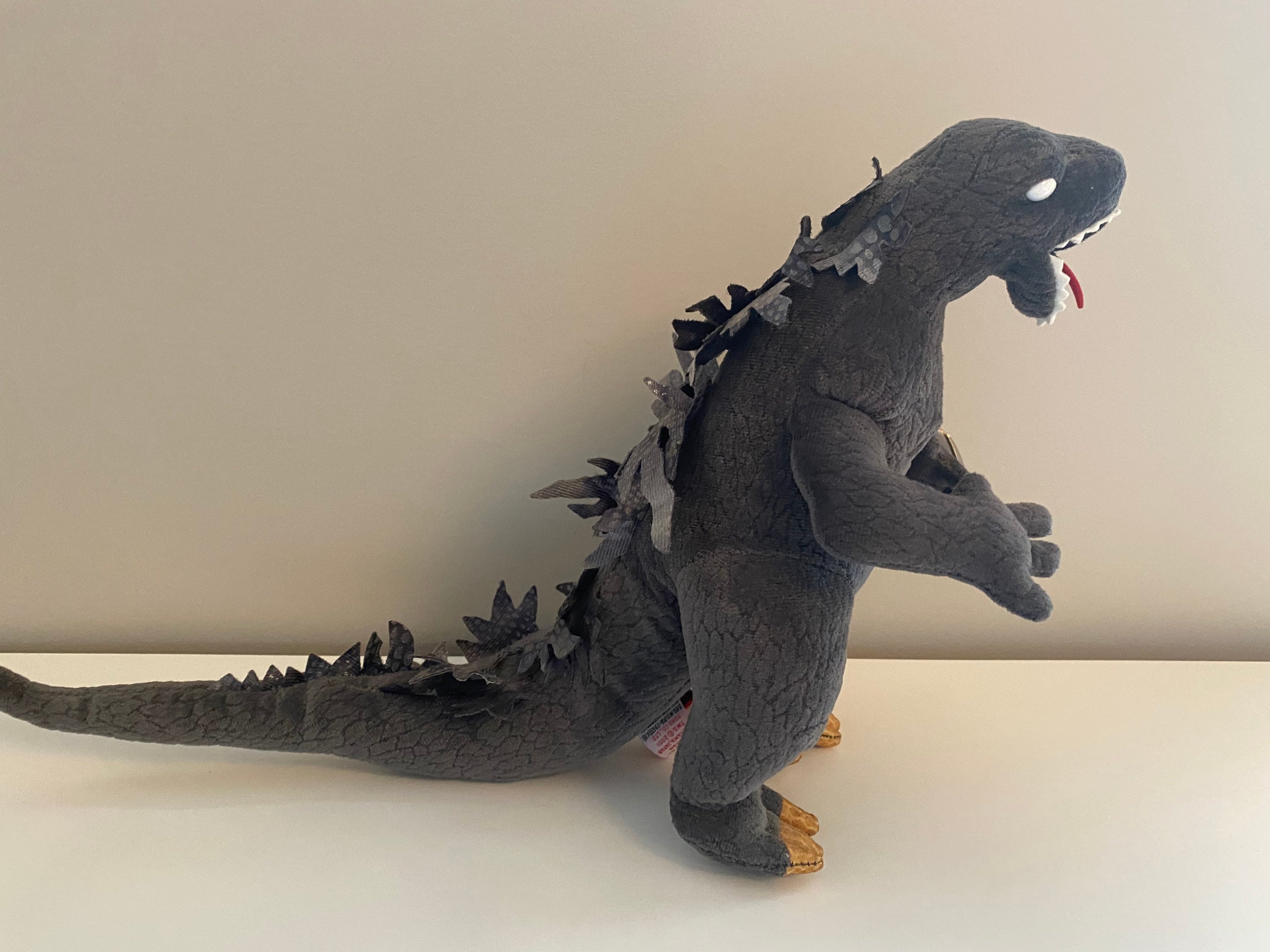 Ty Classics Collection “godzilla” - Japanese Exclusive - White