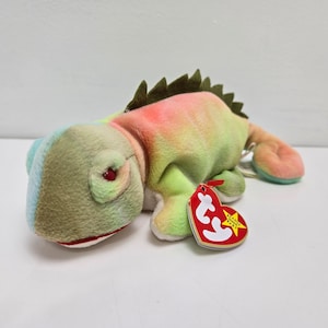 Ty Beanie Baby “Iggy” the Unique Coloured Tie-Dye Iguana Handmade in Indonesia with Canadian Tush Tag! (9 inch)
