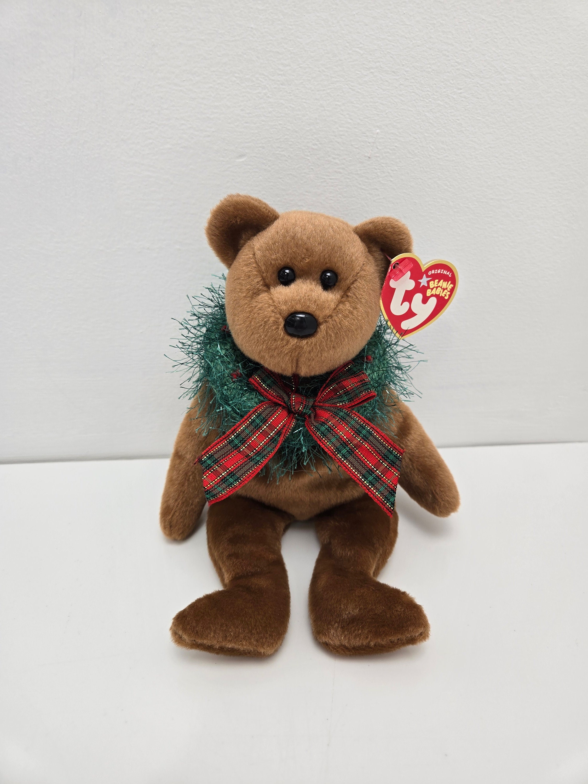 Ty Beanie Baby “hollydays” the Holiday Bear Wearing Wreath (8.5