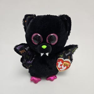 Ty Beanie Boo “Dart” the Bat with Pink Sparkly Eyes (6 inch)
