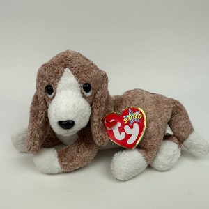 Ty Beanie Baby “Sniffer” the Basset Hound Dog  (6.5 inch)