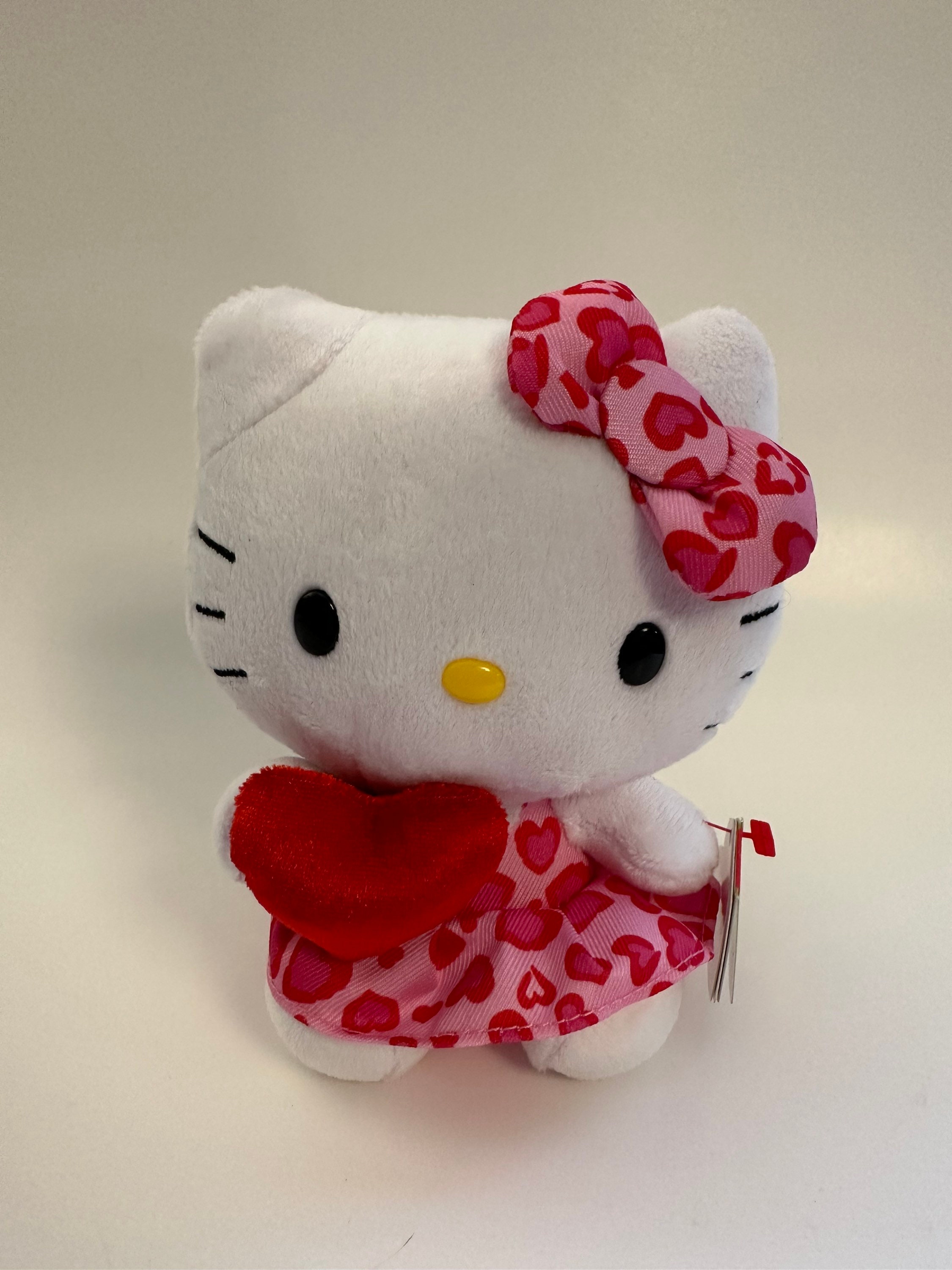 Hello Kitty Heart Plush