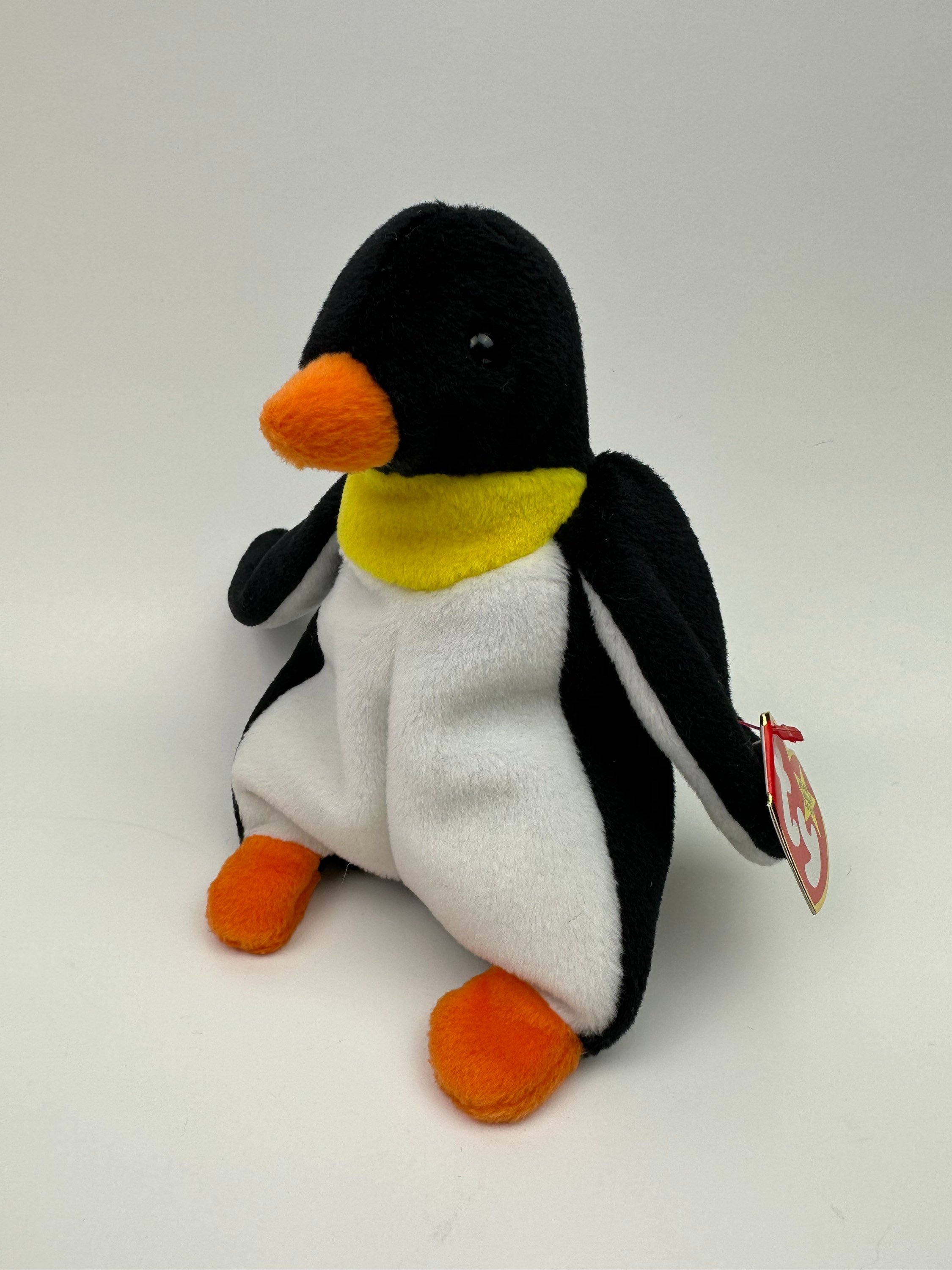 2009 Skipper the Penguin in Merry Madagascar Plush Wrapped as Christmas  Tree
