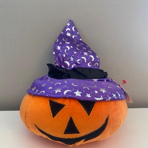 Ty Pluffies Collection “Gourdy” the Smiling Pumpkin  (9 inch)
