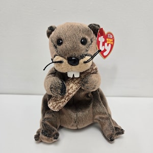 Ty Beanie Baby “Lumberjack” the Beaver! (5.5 inch)