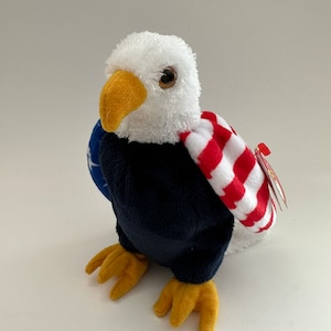 Ty Beanie Baby “Soar” the USA Patriotic Eagle - Internet Exclusive (6 inch)