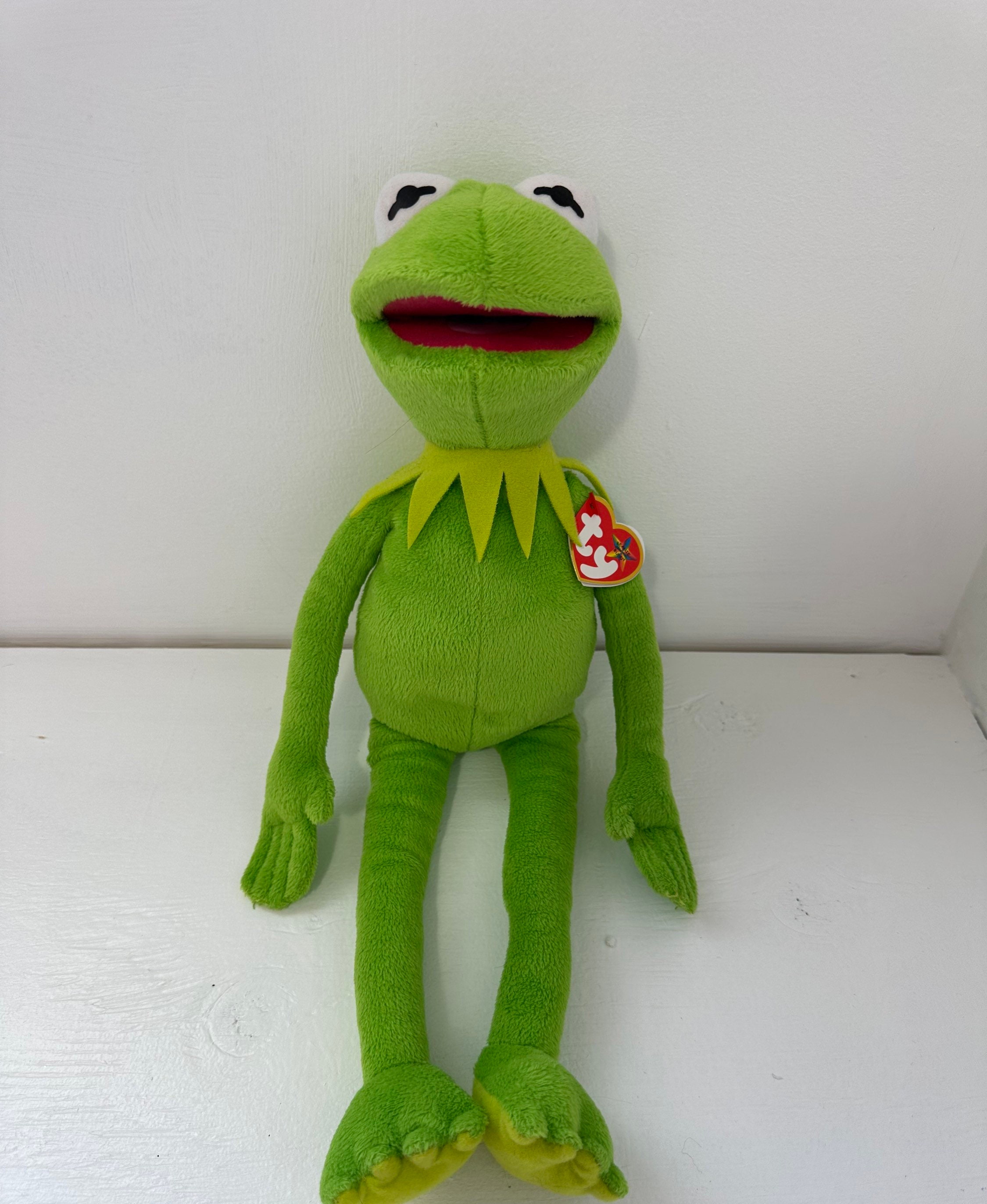 DISNEY - Kermit the frog - Kermit la grenouille assise