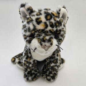 Ty Beanie Buddy “Sneaky” the Leopard - No Hang Tag (10 inch)