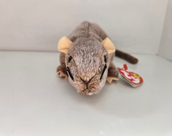 Ty Beanie Baby “Tiptoe” the Rat! (6 inch)