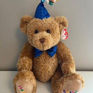 Ty Beanie Buddy “Feliz Aniversário” o Urso de Aniversário com Chapéu de Festa (14 polegadas)