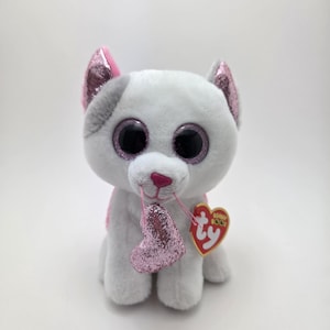 Ty Beanie Boo “Milena” the Valentine&#39;s Day Cat with Heart (6 inch)