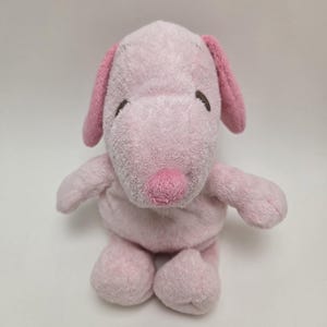 Ty Pluffies Collection “Snoopy” the Pink Dog from Peanuts - No Hang Tag *Rare* (8.5 inch)