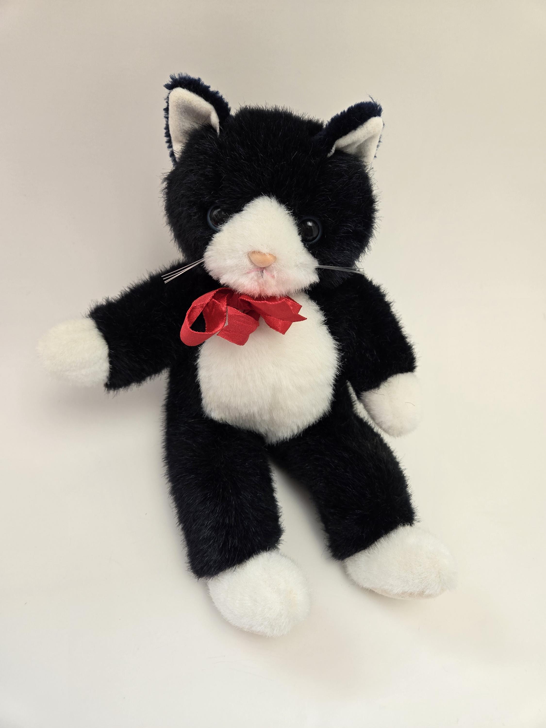 Ty Classics Collection “socks” the Black and White Kitty Cat