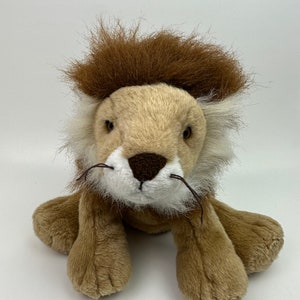 Ty Classics Collection “Regent” the Lion  - No Hang Tag (13 inch)