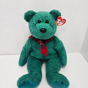 Ty Beanie Buddy “Wallace” the Green Holiday Bear Wearing Plaid Scarf (13.5 inch)