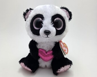Ty Beanie Boo “Esme” the Panda Holding Pink Heart (6 inch)