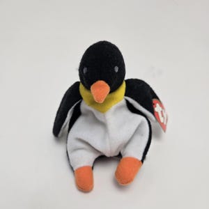 Ty McDonald’s Teenie Beanie “Waddle” the Penguin! (3 inch)