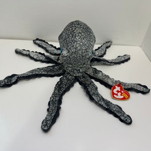 Ty Beanie Baby “Opie” the Octopus - Blue Eyed Version! (9 inch)