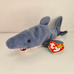 Ty Beanie Baby “Crunch” the Shark! (10.5 inch)