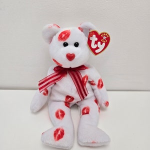 Ty Beanie Baby “smooch” the White Love Bear With Kisses