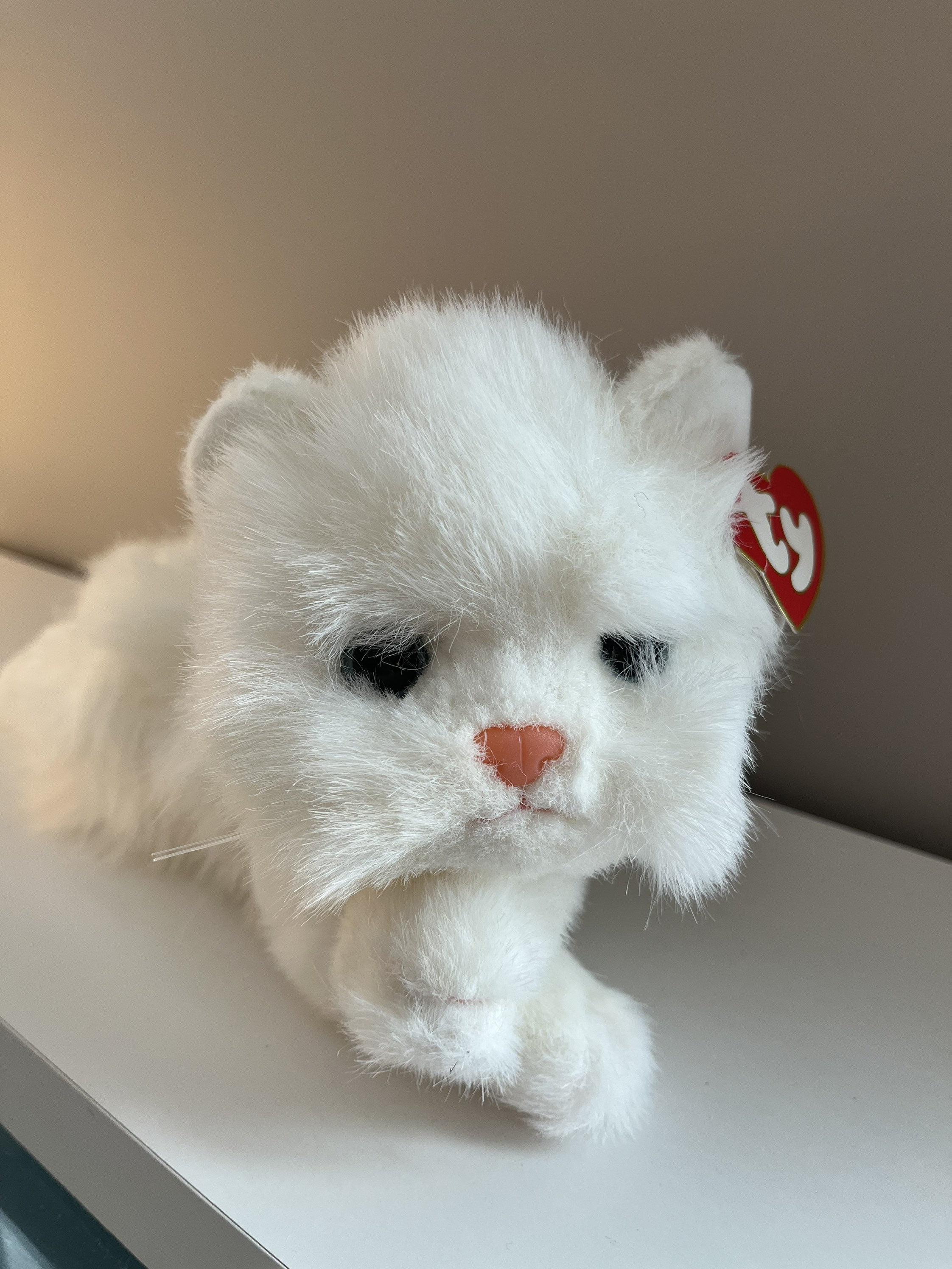 ty classic crystal white cat