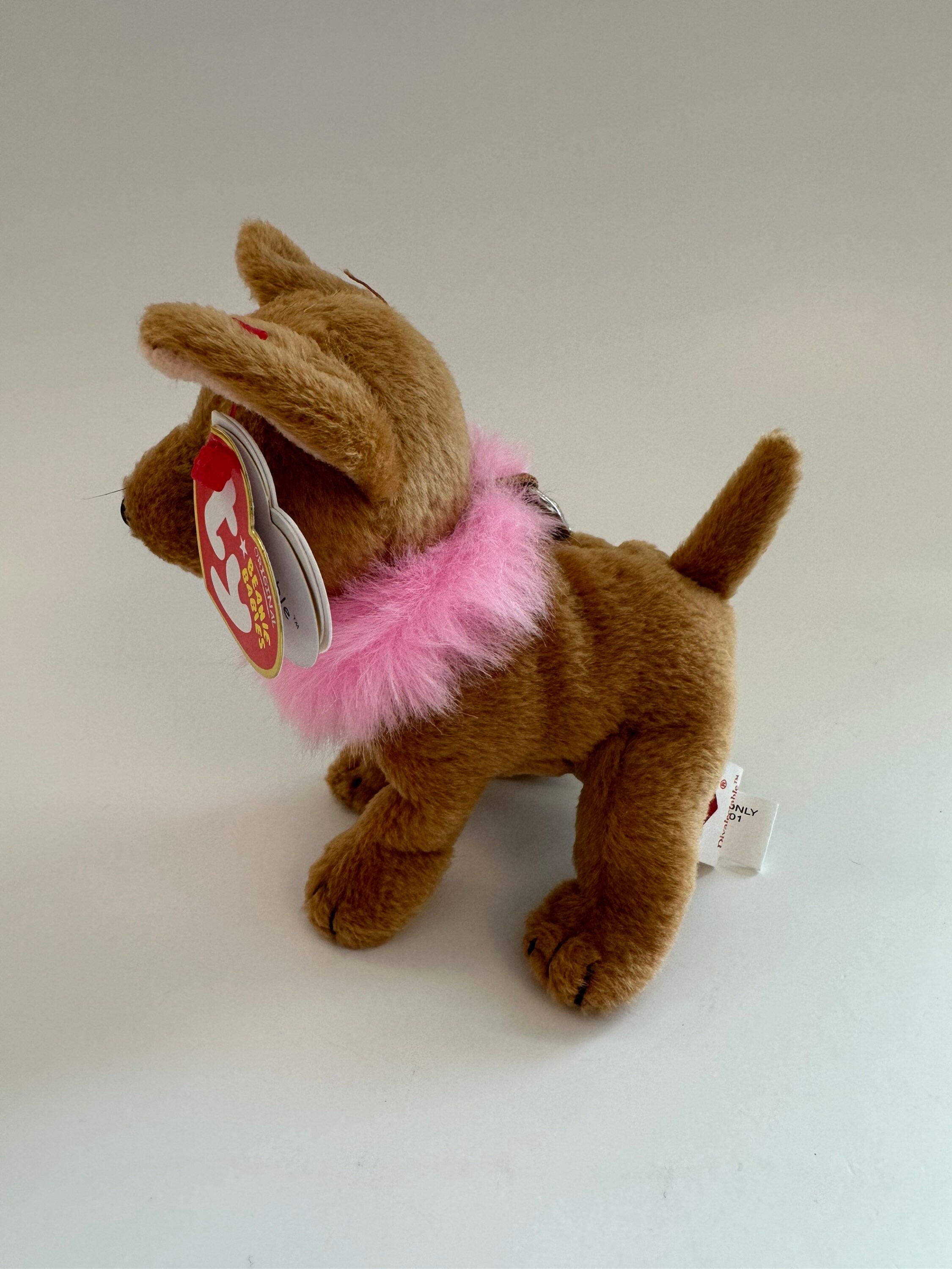 Ty *keychain* Beanie Baby “divalectable” the Chihuahua Dog