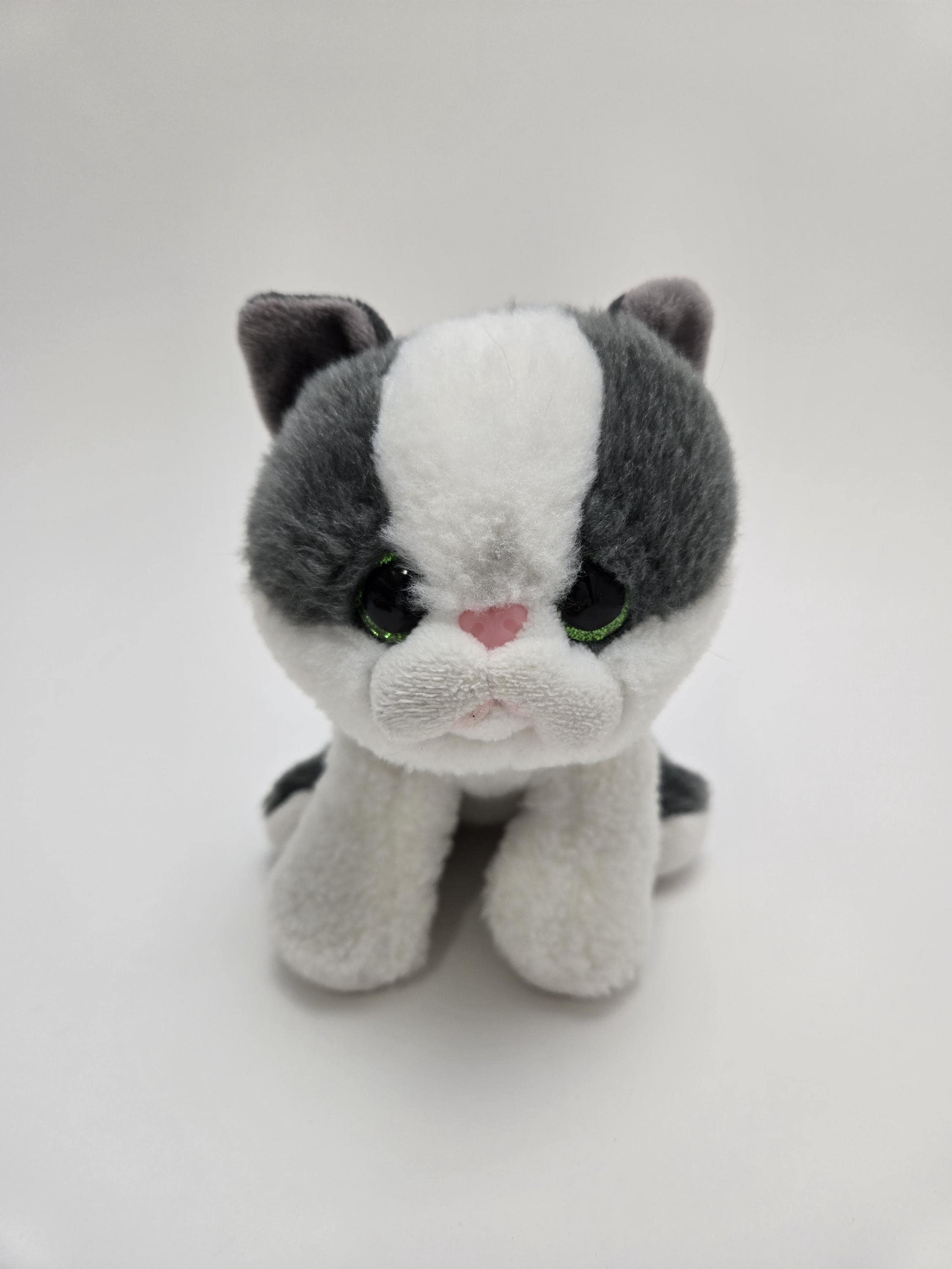ぬいぐるみ（猫） - Etsy 日本