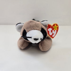 Ty Beanie Baby “Ringo” the Racoon (8 inch)