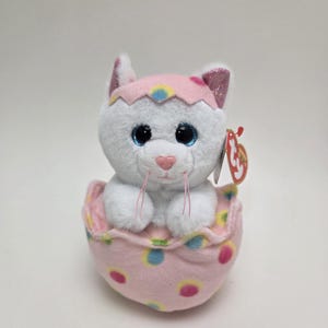 Ty Beanie Boo “Giggles” the Easter Cat Inside Egg (6 inch)