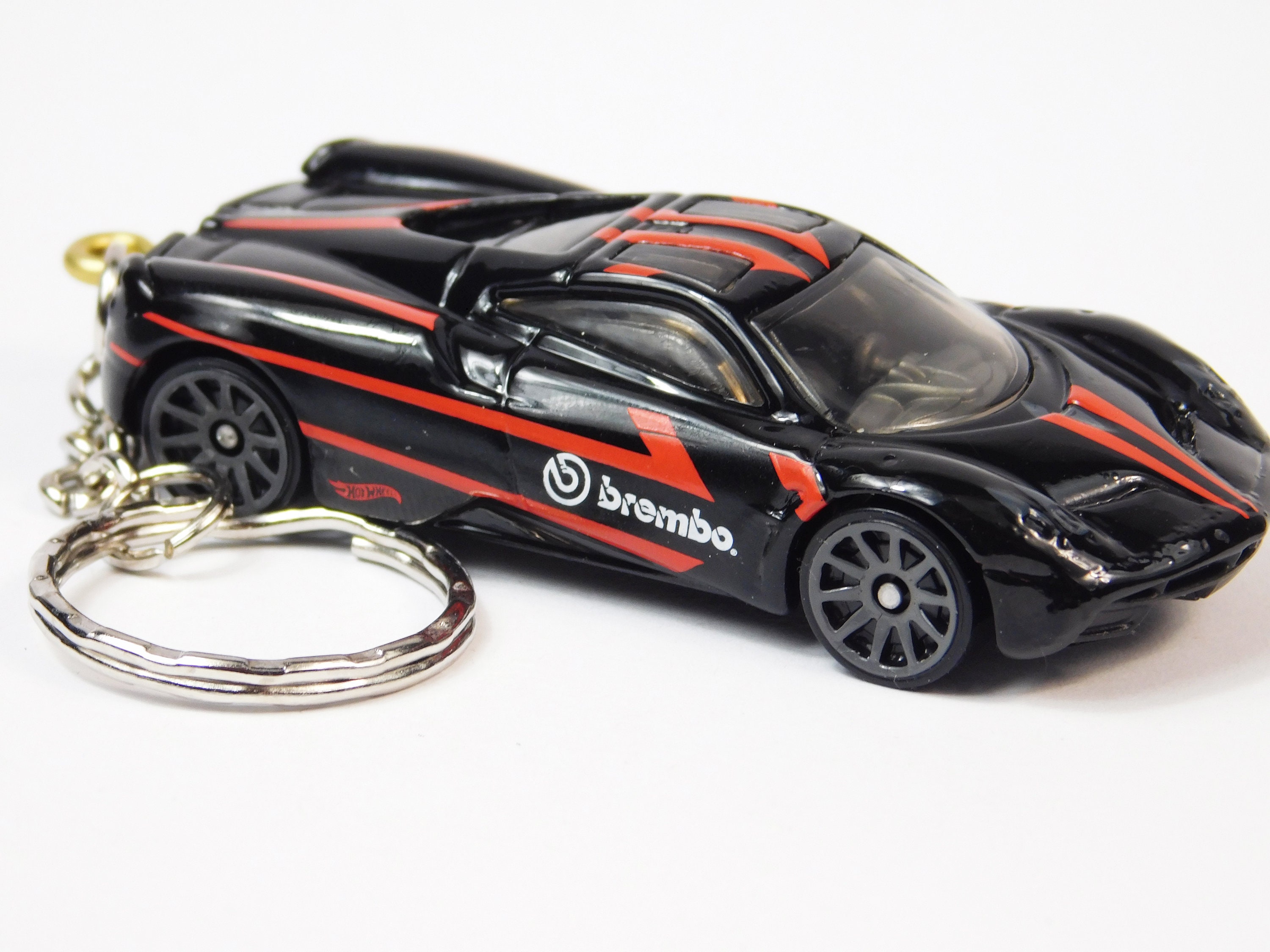 Pagani huayra hot wheels