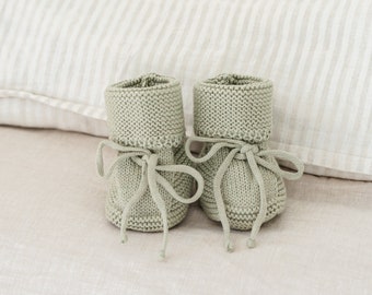 Baby Crochet Booties. Newborn Coming Home Outfit First Shoes