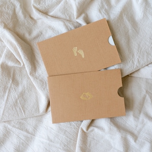 Idée cadeau de grossesse - Ensemble d'enveloppes pour photos d'empreintes de pas et d'échographie de bébé