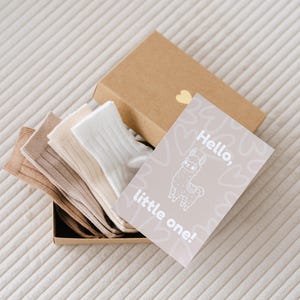 Neugeborenen Geschenk Set, Babyparty Geschenkidee. Herzlichen Glückwunsch Geschenkbox + Grußkarte