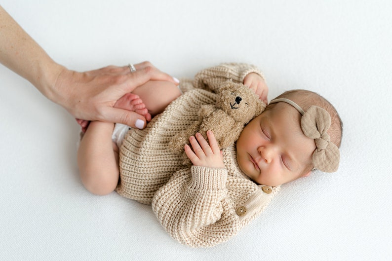 Newborn Take Home Outfit: Knit Chunky Sweater, Crochet Booties and Knit Bloomers. Gender Neutral Gift Idea