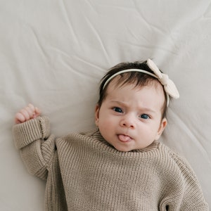 Newborn Boy Girl Coming Home Knit Outfit. Gender Neutral Baby Chunky Sweater 0-3 months