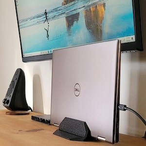 Adjustable Vertical Laptop Stand | 3D Printed PLA Dock Holder | Space-Saving Laptop Organizer for Cooling with Felt Liner